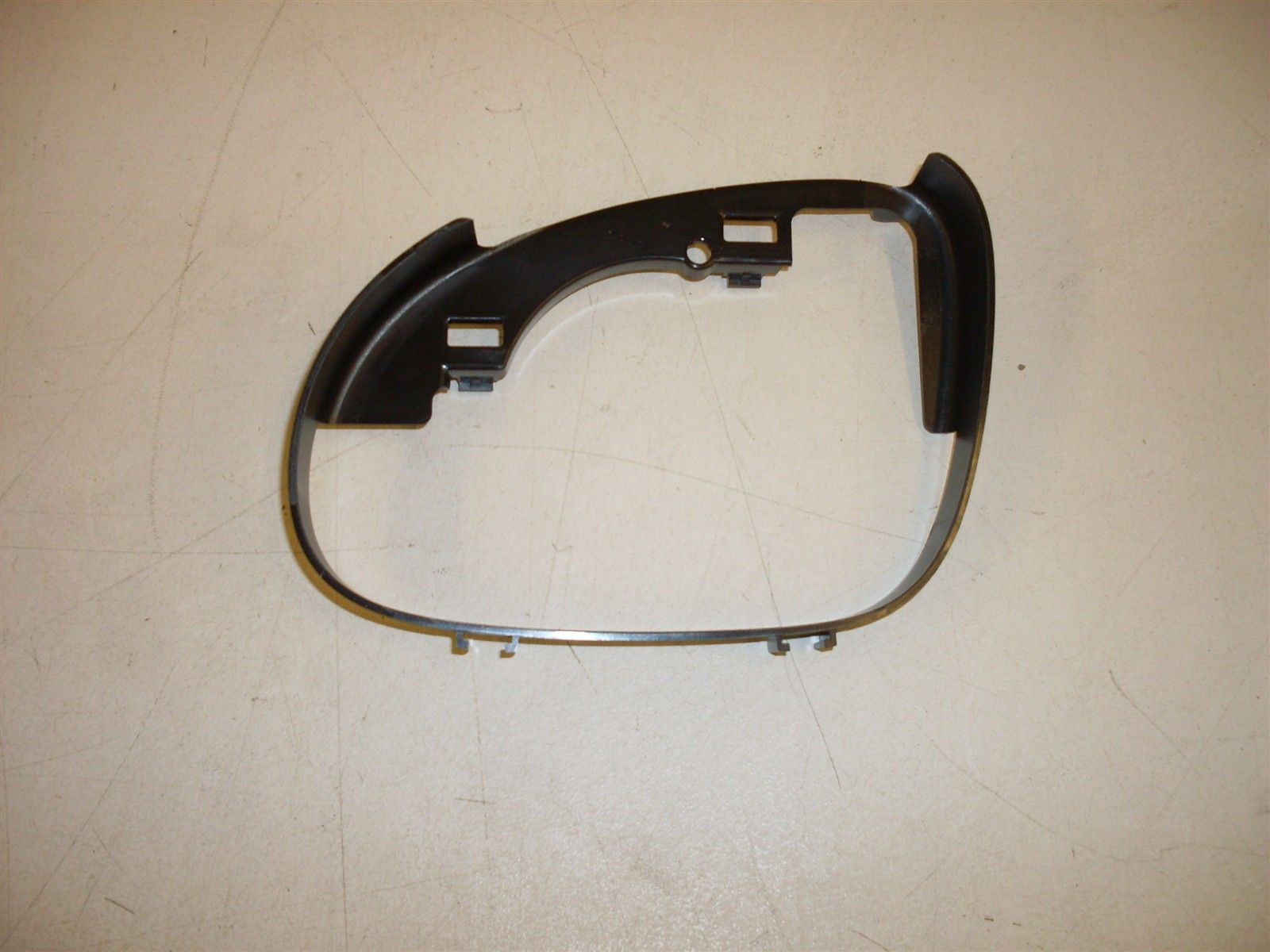 VAG 1K08576019B9 Молдинг бокового зеркала.