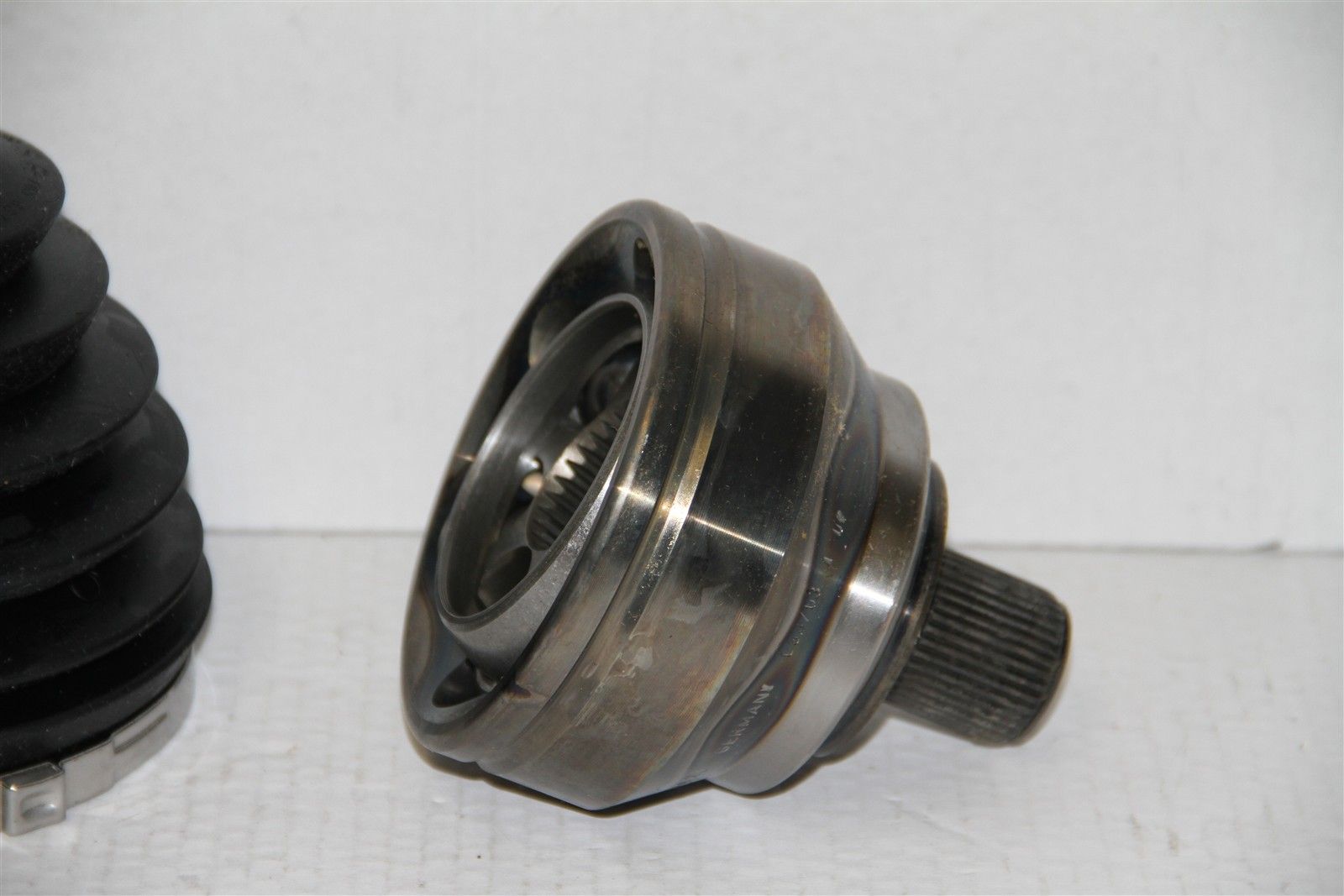 3D0498099BX Radwelle