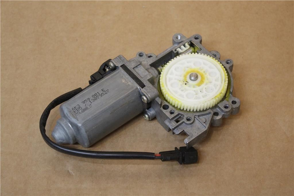 VAG 6K3959801E Мотор стеклоподъемника двери