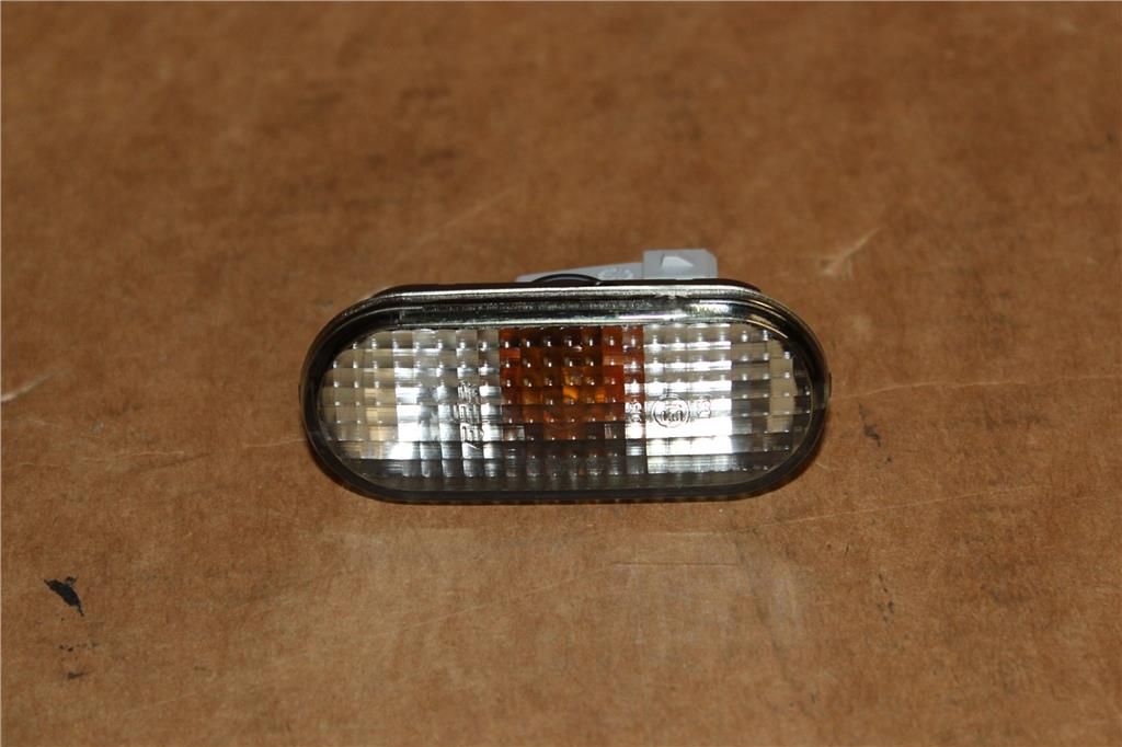 VAG 1J0949117 ПОВОРОТНИК (ДЛЯ ЕВРОПЕЙСКОГО