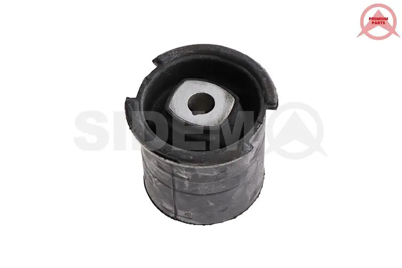 821309 Сайлентблок задней балки BMW