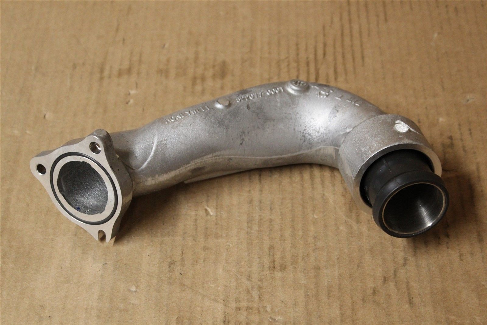  NISSAN Leitung