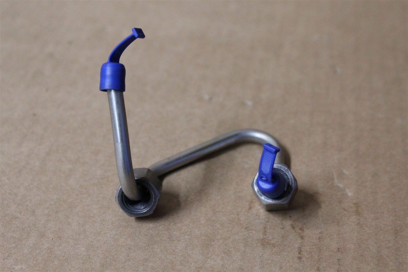 1668200QAK Tube assy injec