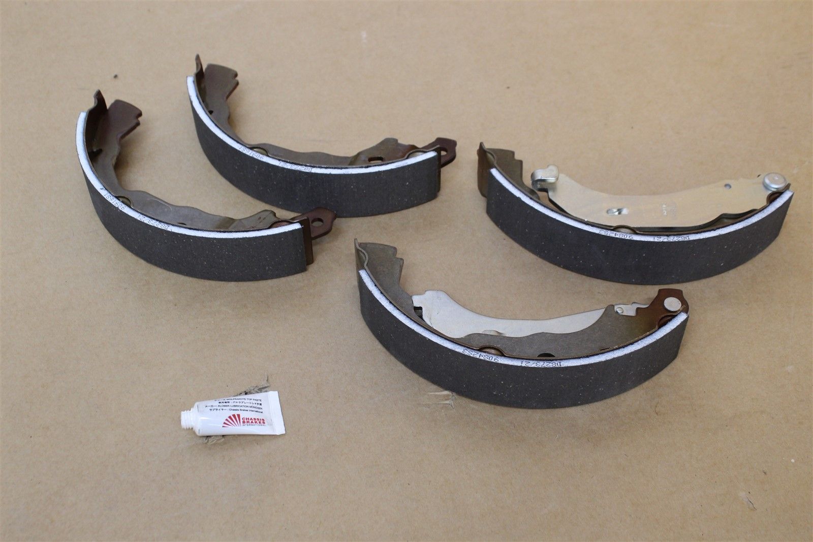 NISSAN 4406000Q3D Bremsbacke