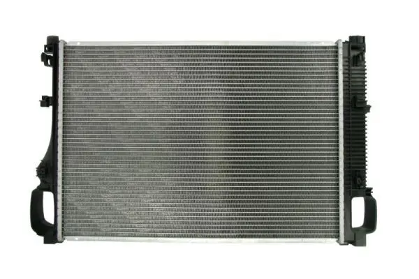 D7M039TT Радиатор, охлаждение двигателя
