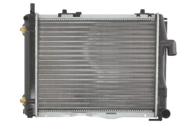 D7M054TT Радиатор, охлаждение двигателя