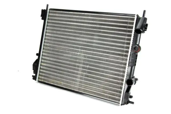 D7R018TT Радиатор, охлаждение двигател