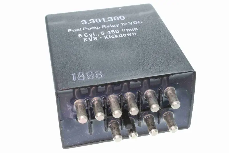 V30-71-0010 Реле, топливный насос