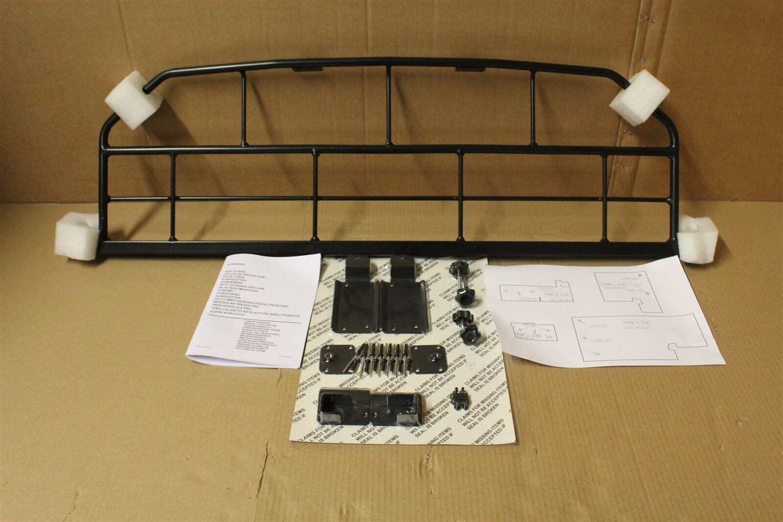 08U353M0600 Dog Guard