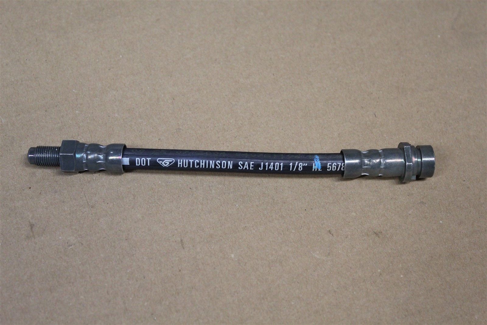 FORD 1068975 Шланг тормозной задний FOC
