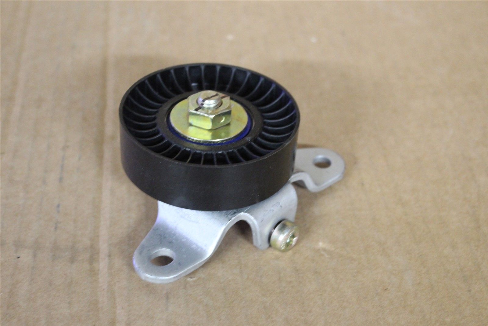 Ford 1089679 Подшипник