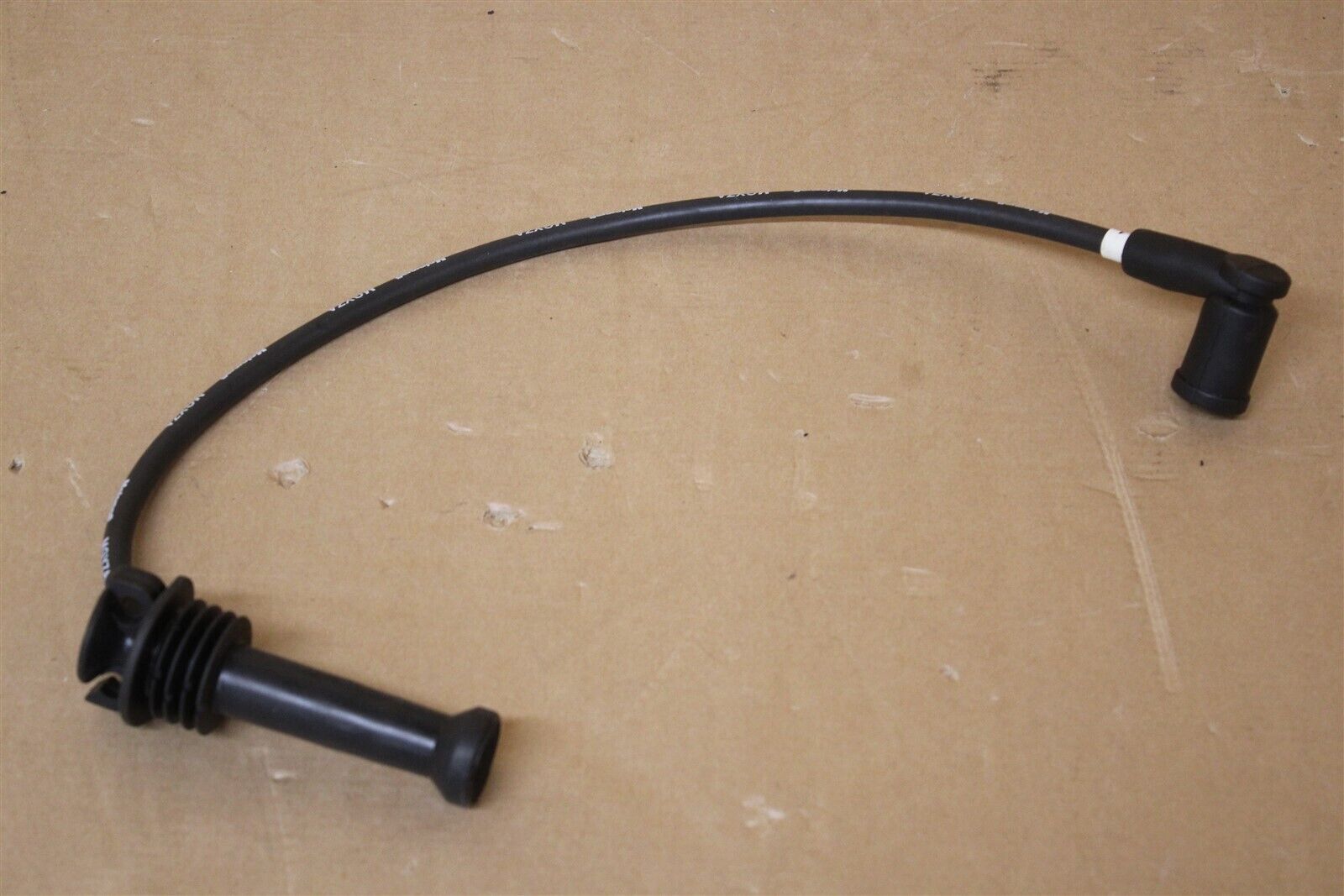 FORD 1231646 Провод высоковольтный 1 го