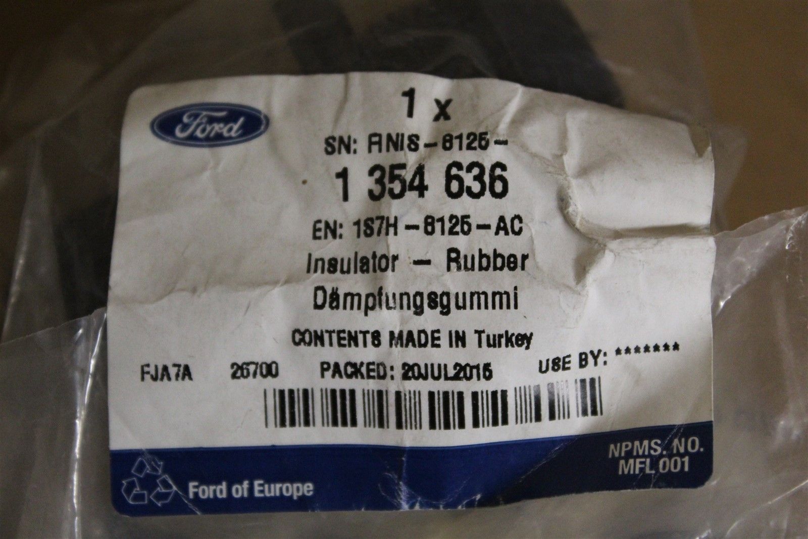 FORD 1354636 Подушка радиатора ДВС верх