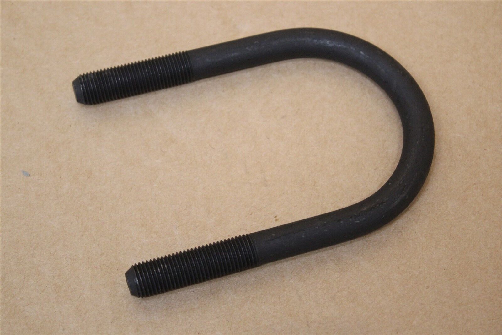 1387171 Стремянка рессоры M14x128,5mm