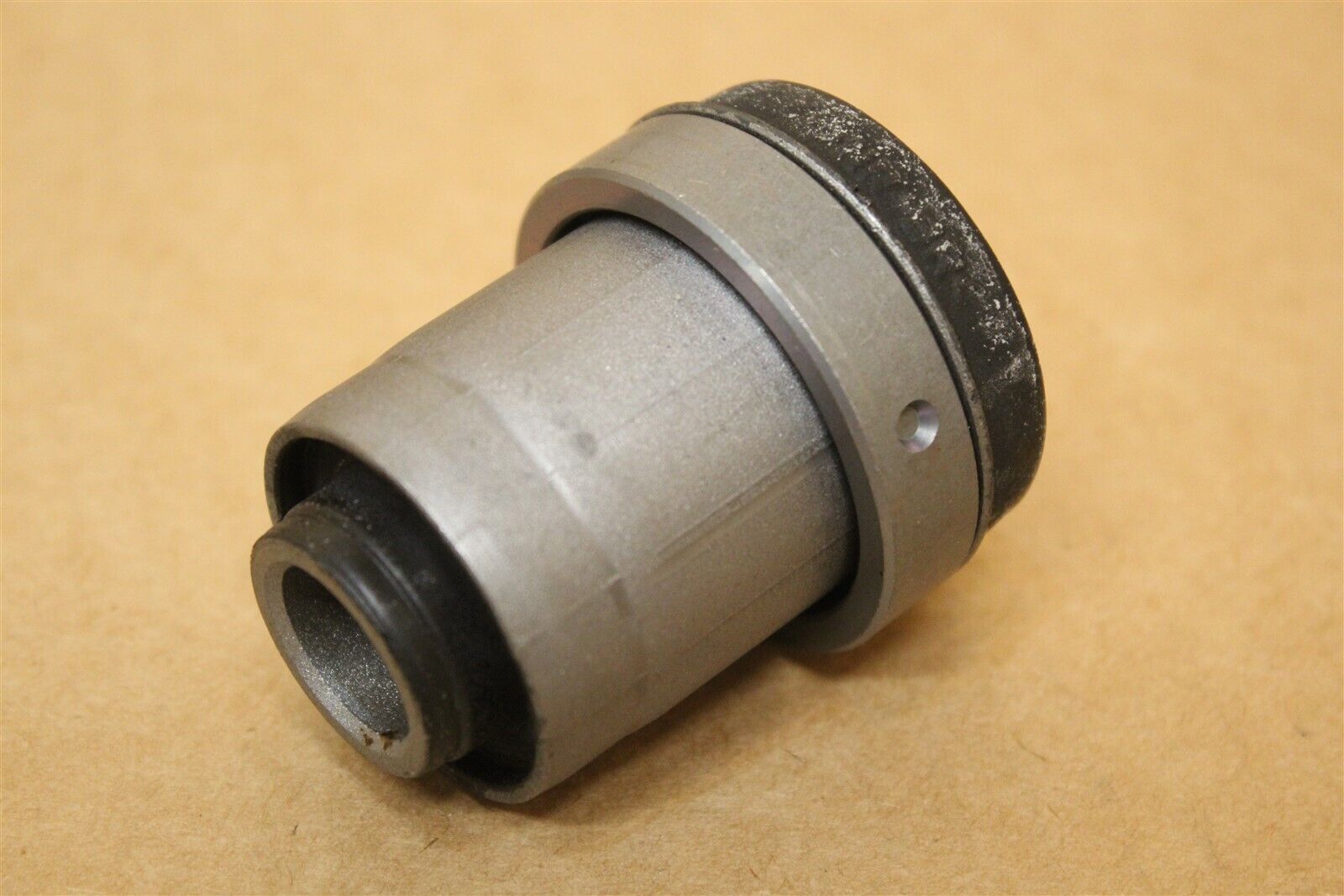 FORD 1456059 Втулка п