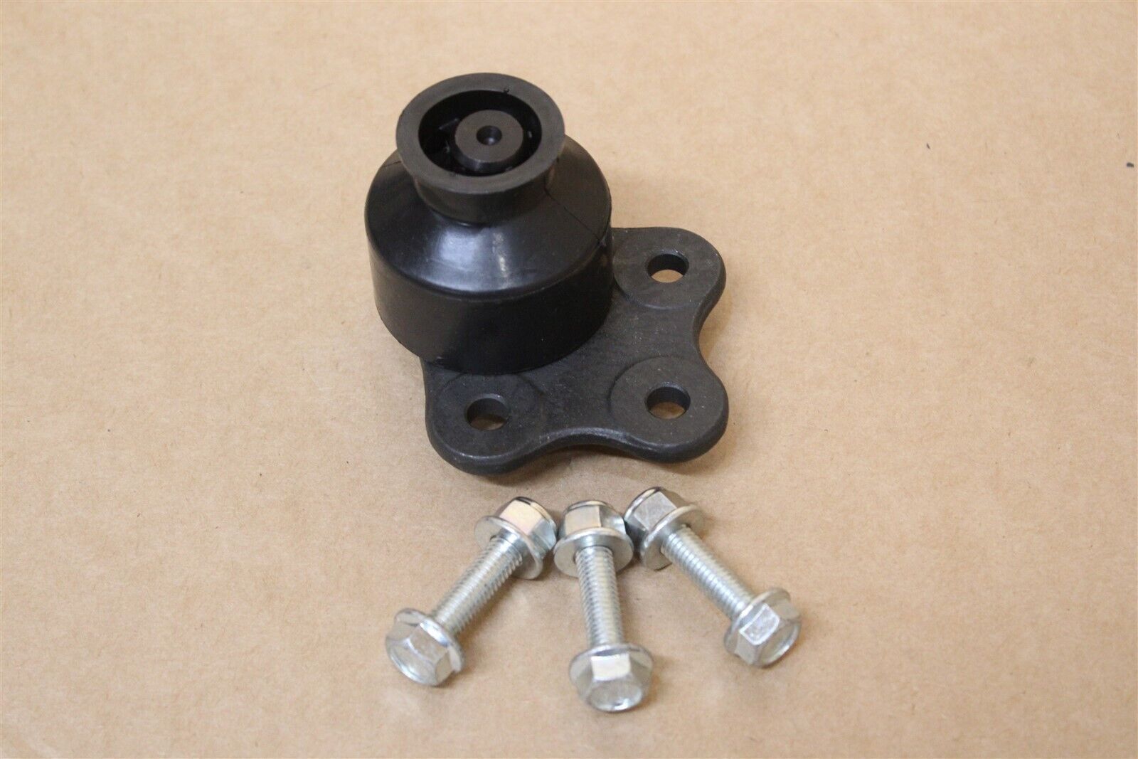 FORD 1679382 Шаровая опора