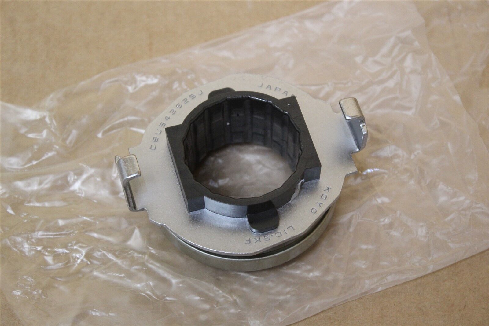 FORD 4637199 Подшипник выжимной