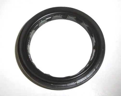 493 589 25 Сальник коленвала 52x67x12/8,