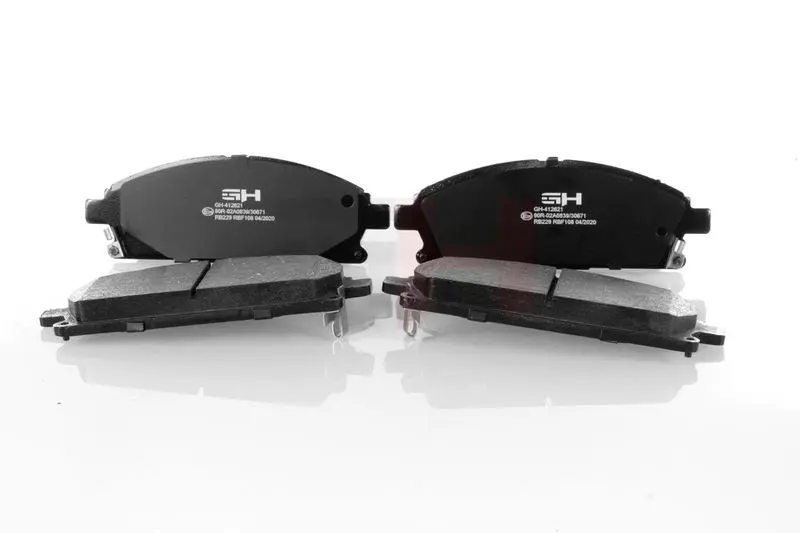 GH-412621 Комплект тормозных колодок,