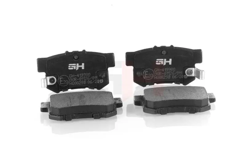 GH GH419980 Комплект тормозных колодок,