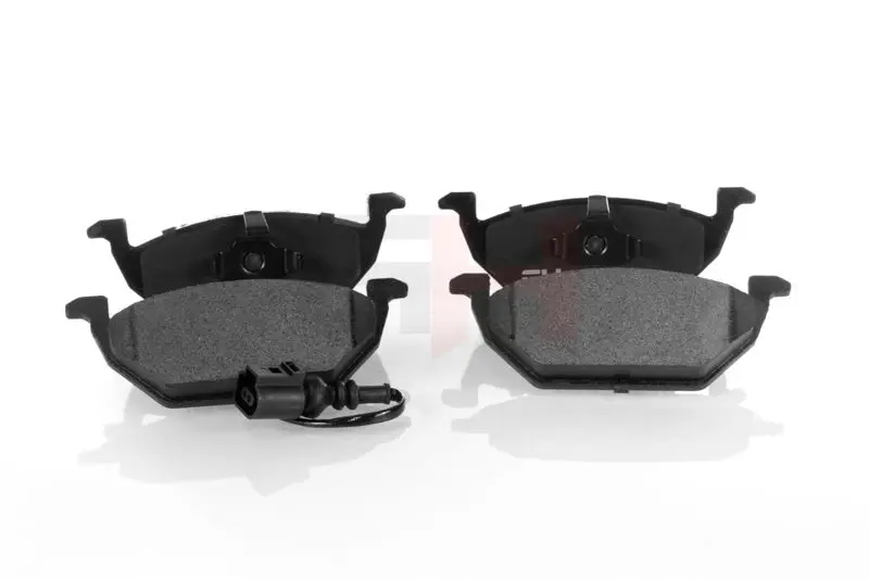 GH GH414745 Комплект тормозных колодок,