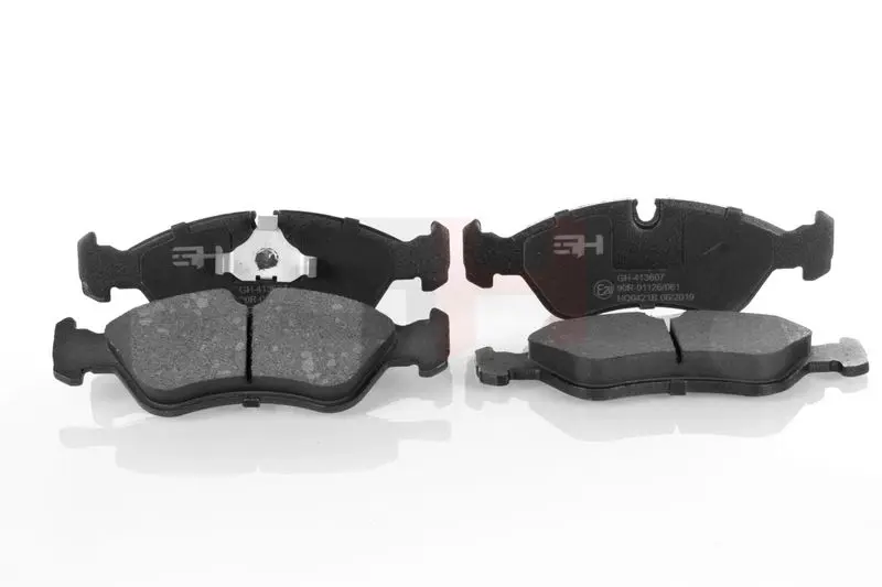 GH GH413607 Комплект тормозных колодок,