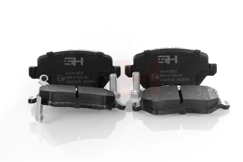 GH GH413625 Комплект тормозных колодок,