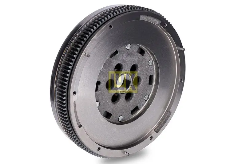 415 0882 10 Маховик VW T6 (15 )