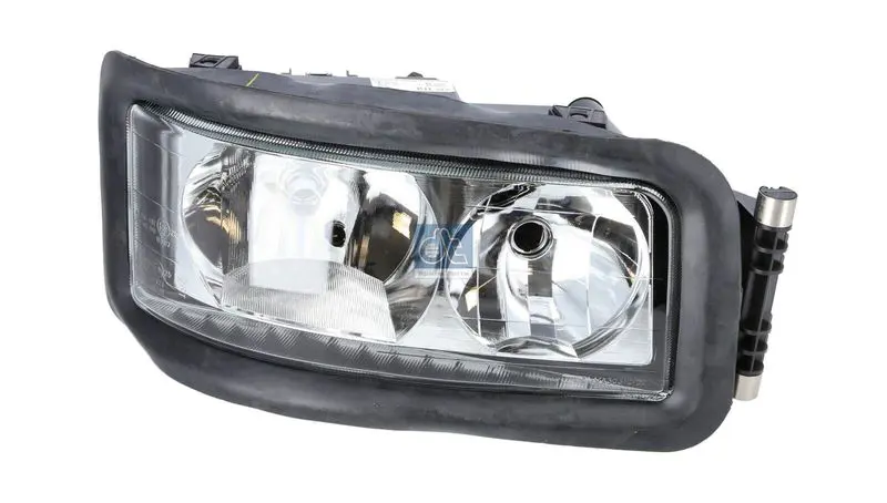 3.31006 DT SPARE PARTS Фара