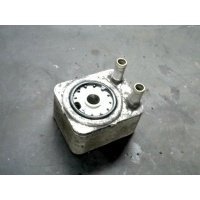 Теплообменник масляного фильтра 2007 038117021А