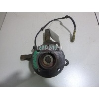 Кулак поворотный передний правый Renault Clio II/Symbol (1998 - 2008) 8200207313