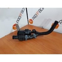 Патрубок (трубопровод, шланг) Mercedes C-class W205 2016 A2742002451