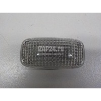 Повторитель на крыло белый Nissan Primera P12E (2002 - 2007) 26160AU300
