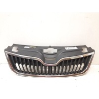 Решетка радиатора Skoda Rapid 1 2013-2019 5JA8536689B9