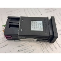 Кнопка аварийки Volkswagen Passat 5 GP (2000-2005) 2004 3B0953235D