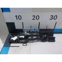 Кронштейн ручки Chrysler Caliber (2006 - 2011) 04589887AD