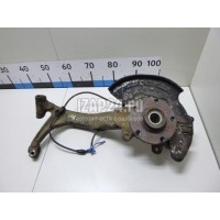 Кулак поворотный передний правый VAG Superb (2002 - 2008) 8D0407258AM