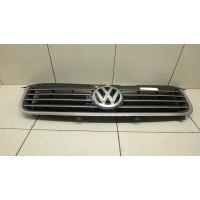 Решетка радиатора VAG Passat [B5] (2000 - 2005) 3B0853651L3FZ