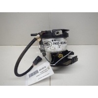 Корпус топливного фильтра Land Rover Discovery III (2004 - 2009) LR010416