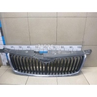Решетка радиатора VAG Yeti (2009 - ) 5L08536689B9