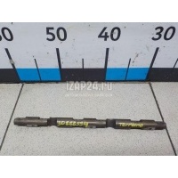 Ось коромысел впуск. Nissan QX4 (JR50) (1996 - 2002) 13253V5020