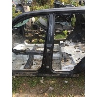 Порог с центральной стойкой левый Land Rover Freelander II 2006- LR000788