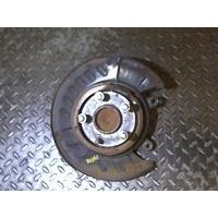 Ступица (кулак, цапфа) зад. левая Mazda CX-7 2007-2012 2009 BBM2-26-15XA