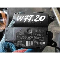 Моторчик заслонки печки Skoda Octavia 2008 1K0907511D