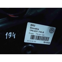 Стеклоподъемник электрический передний правый Volkswagen Touareg 2011 7P6837756B
