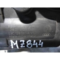Заслонка дроссельная Volkswagen Passat 2010 03C128063A