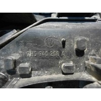 Фонарь задний правый Volkswagen Transporter T5 2003 7H5945258A