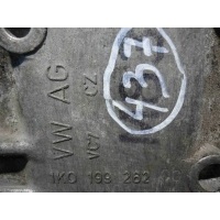 Подушка крепления двигателя Volkswagen Golf 2008 1K0199262CG