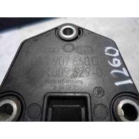 Датчик уровня масла Volkswagen Caddy 2008 03C907660G