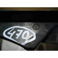 Кронштейн крыла Audi A6 2014 4G0805233